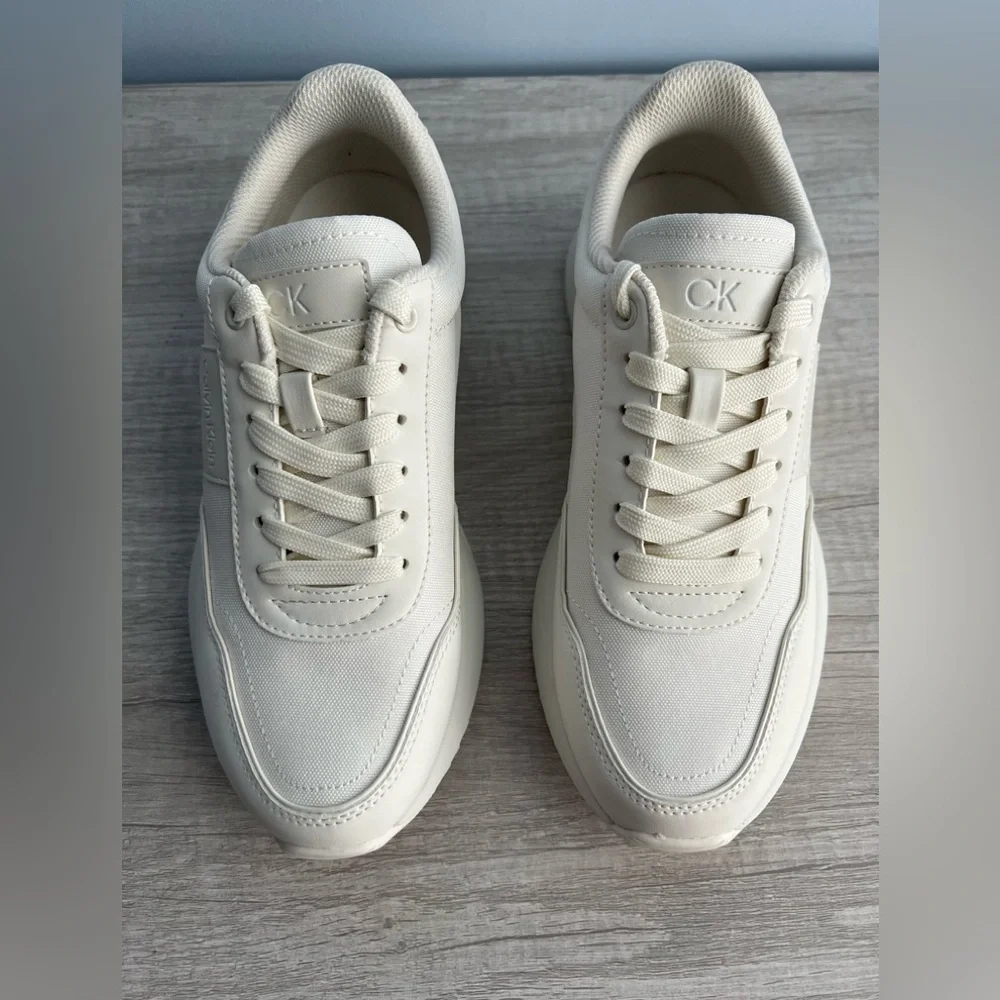 Calvin Klein Women's Pippy Lace-Up Platform Casual Sneakers Size 10 Ivory - Picture 4 of 12